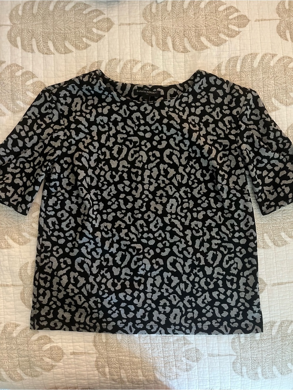 Banana Republic Black Top with Gray Leopard Pattern